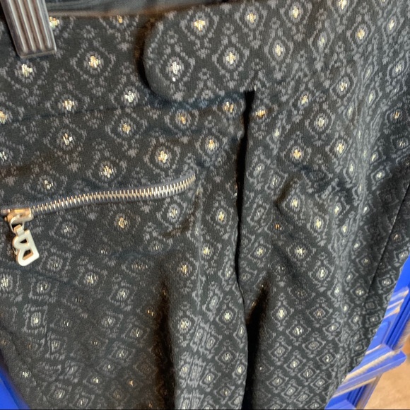 Bogner Ladies Pants Size 8 Sparkle Print Stirrup - Picture 2 of 4